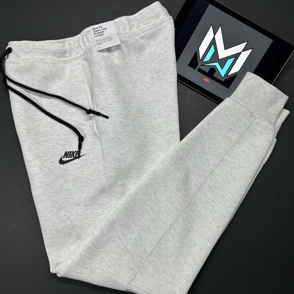 Nike Sportswear Tech Fleece Joggers Pants Men’s Sizes Birch White FB8002-051 - Picture 1 of 6